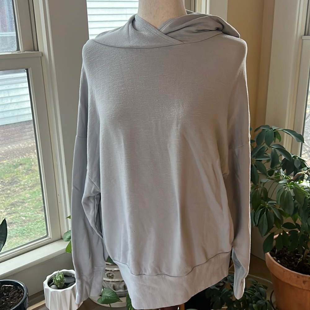 Fabletics sweatshirt